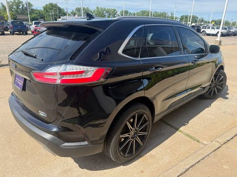 Used 2019 Ford Edge SEL w/ Equipment Group 201A AWD/4WD image 5