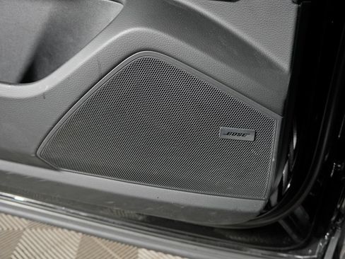 Certified 2024 Porsche Cayenne AWD/4WD image 20