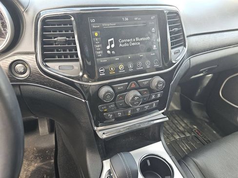 Used 2019 Jeep Grand Cherokee Summit w/ Platinum Series Group AWD/4WD image 34