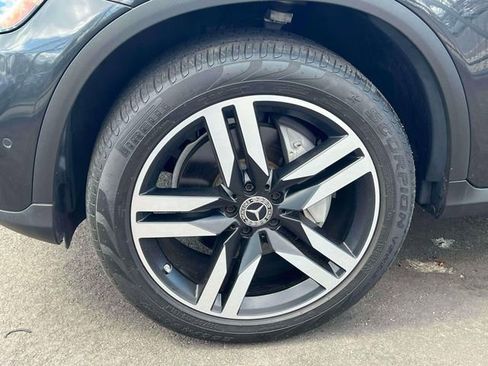 Used 2020 Mercedes-Benz GLC 300 image 13