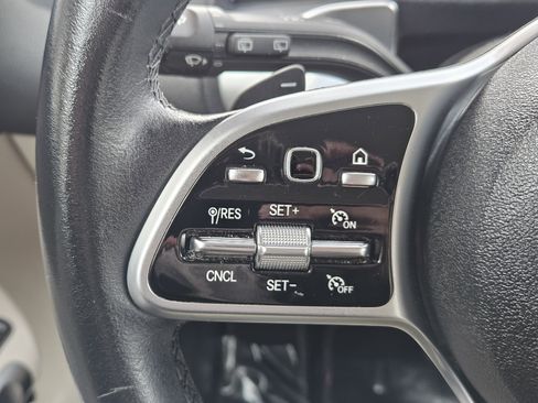 Certified 2022 Mercedes-Benz GLB 250 image 26