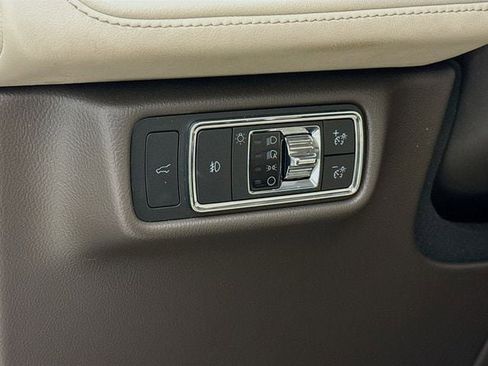 Used 2021 Lincoln Aviator Reserve w/ Equipment Group 202A image 12