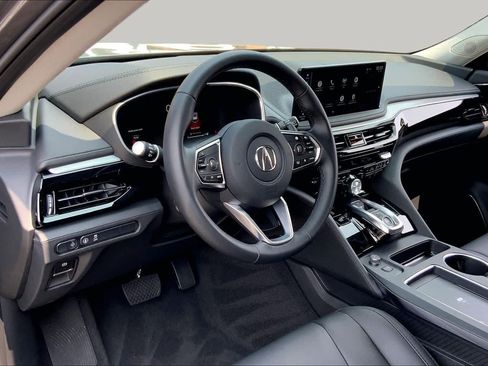 Used 2026 Acura MDX SH-AWD image 18