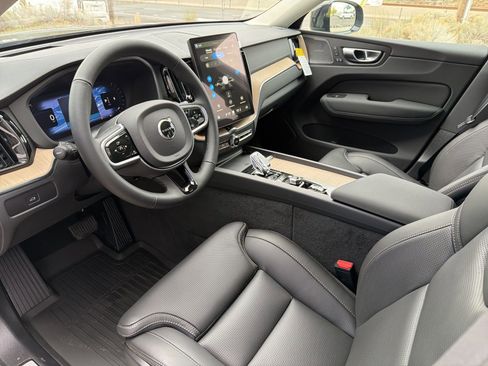 New 2026 Volvo XC60 B5 Ultra w/ Protection Package Premier image 20