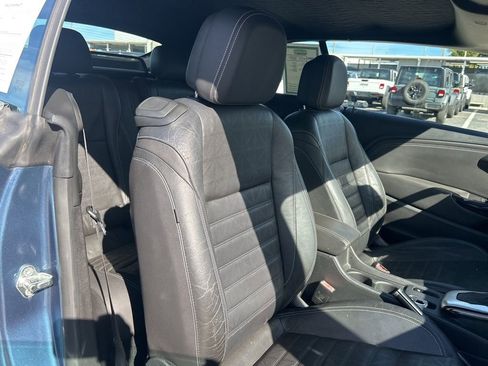 Used 2016 Buick Cascada Premium image 21