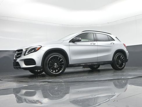 Used 2019 Mercedes-Benz GLA 250 4MATIC image 61