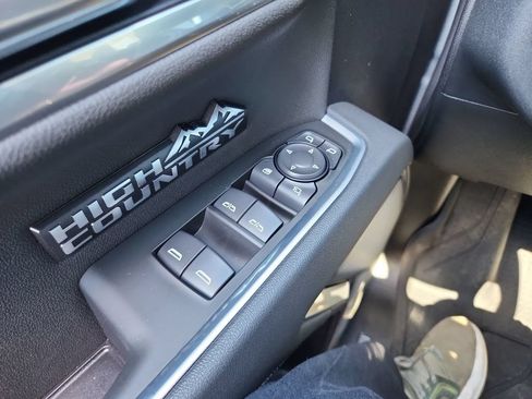 New 2026 Chevrolet Silverado 1500 High Country AWD/4WD image 14