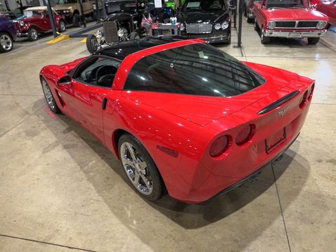 Used 2007 Chevrolet Corvette Base 2dr Coupe w/ Preferred Equipment Group image 16