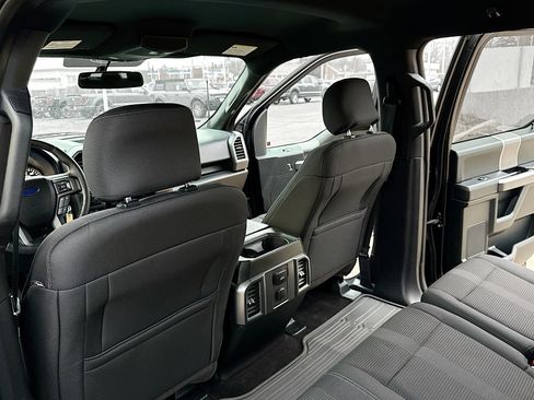 Used 2016 Ford F150 XLT w/ Equipment Group 302A Luxury image 6