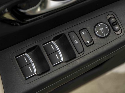 Used 2023 Honda CR-V EX-L image 38