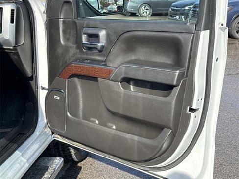 Used 2018 GMC Sierra 1500 SLT image 18