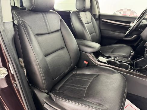 Used 2014 Kia Sorento EX AWD/4WD image 32