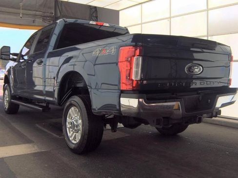 Used 2019 Ford F250 XL w/ STX Appearance Package AWD/4WD image 5