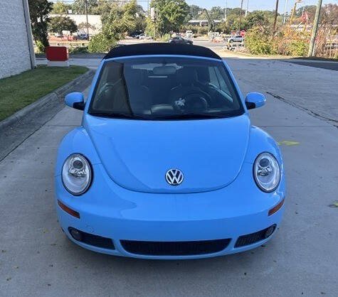Used 2006 Volkswagen Beetle Convertible w/ Package 2 FWD image 11