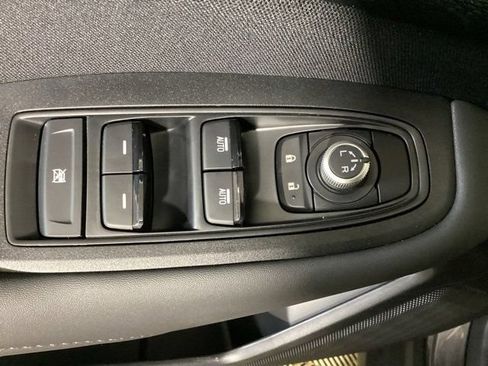 Used 2025 Subaru Outback Premium w/ Popular Package #1A AWD/4WD image 15