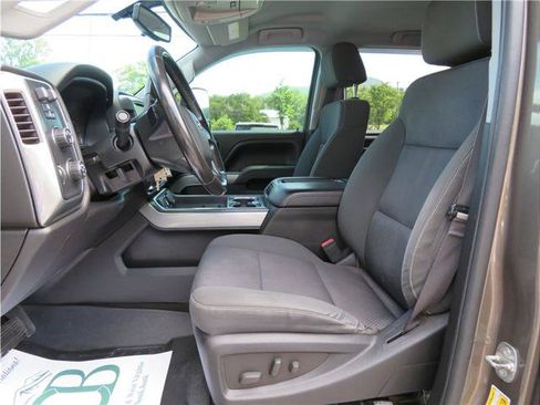 Used 2015 Chevrolet Silverado 2500 LT AWD/4WD image 4