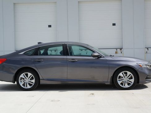 Used 2019 Honda Accord LX image 16