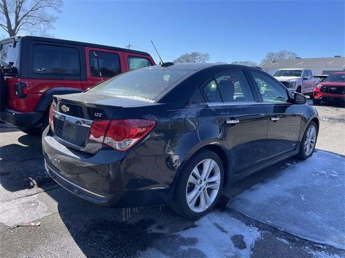 Used 2016 Chevrolet Cruze LTZ w/ Sun, Sound and Sport Package image 6