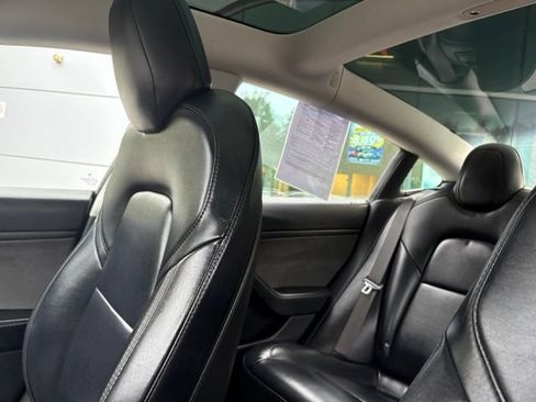 Used 2018 Tesla Model 3 Mid Range RWD image 21