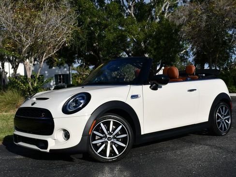 Used 2021 MINI Cooper S image 20