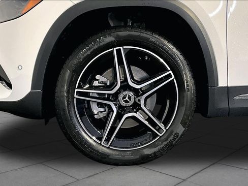 New 2026 Mercedes-Benz GLA 250 4MATIC image 17