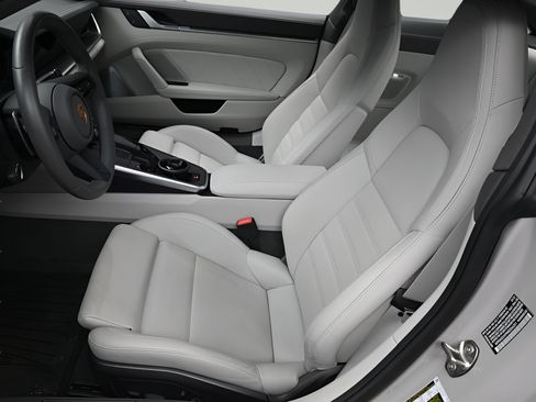 Certified 2022 Porsche 911 Turbo S AWD/4WD image 6