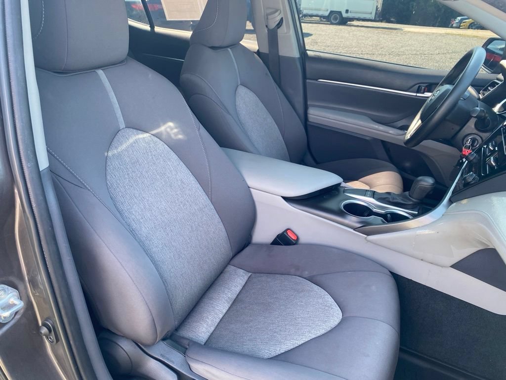 Used 2023 Toyota Camry LE FWD image 22
