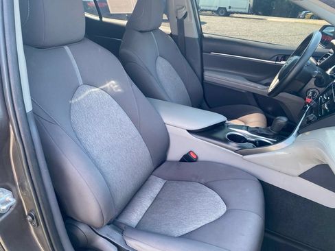 Used 2023 Toyota Camry LE FWD image 22