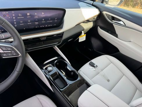 New 2026 Buick Envision Avenir image 30