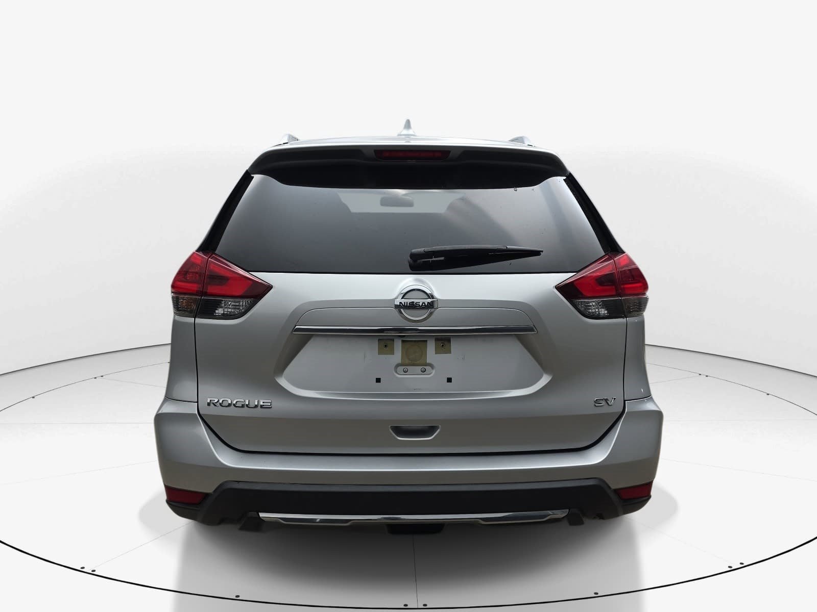 Used 2018 Nissan Rogue SV FWD image 5
