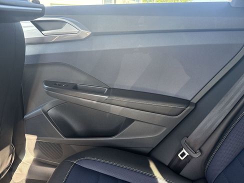 New 2025 Volkswagen Taos SEL image 27