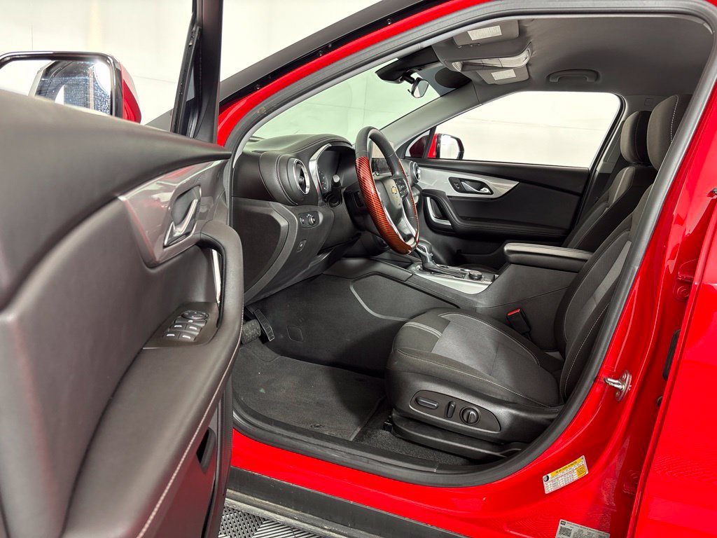 Used 2023 Chevrolet Blazer LT FWD image 25