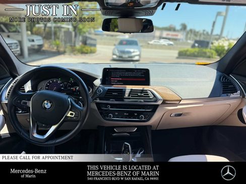 Used 2019 BMW X3 xDrive30i w/ Premium Package AWD/4WD image 6