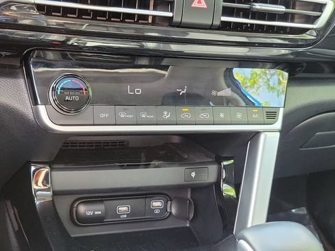 Used 2023 Kia Seltos EX AWD/4WD image 28