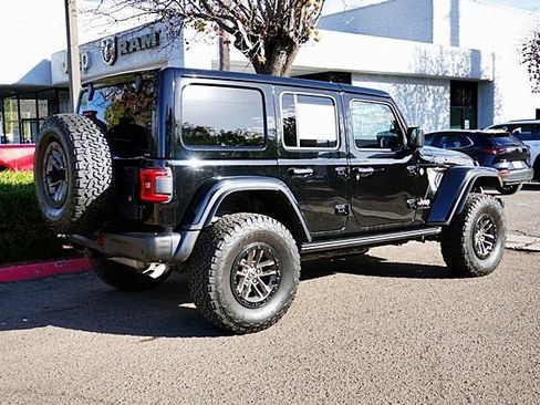 Certified 2024 Jeep Wrangler Unlimited Rubicon 392 image 12