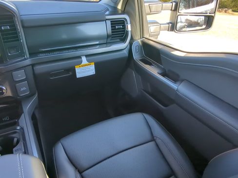 New 2026 Ford F250 Lariat w/ Lariat Premium Package AWD/4WD image 15