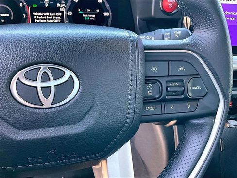 Used 2025 Toyota 4Runner TRD Off-Road Premium w/ Tow Technology Package image 28