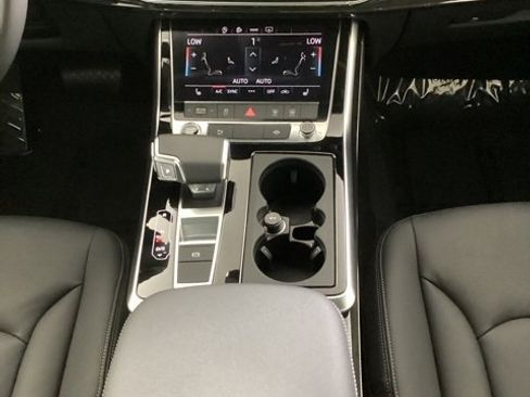 Used 2025 Audi Q7 3.0T Premium Plus w/ Premium Plus Package image 20