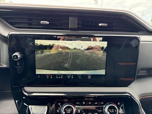 New 2026 GMC Sierra 2500 AT4 image 28