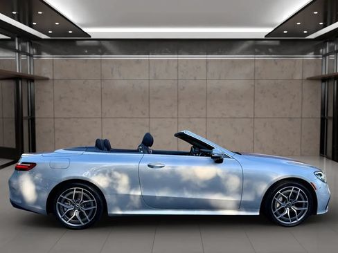 Used 2023 Mercedes-Benz E 450 4MATIC Cabriolet image 25