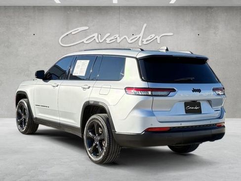 Used 2024 Jeep Grand Cherokee L Limited w/ Black Appearance Package image 14