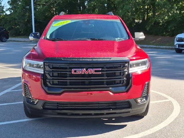 Used 2023 GMC Acadia SLE w/ Driver Convenience Package FWD image 8