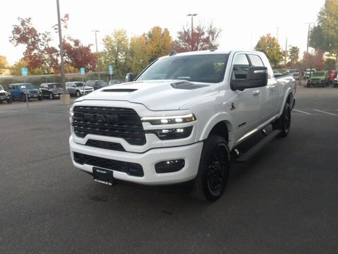 New 2026 RAM 2500 Limited image 4