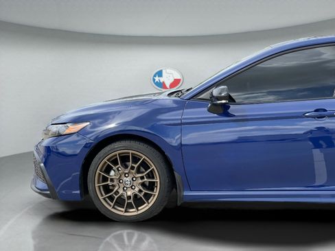 Used 2023 Toyota Camry SE w/ Convenience Package image 12