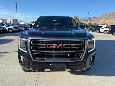 Used 2021 GMC Yukon XL AT4 w/ Technology Package image 2