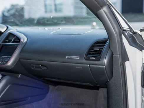 Used 2015 Audi R8 V8 w/ Full Leather Package image 43