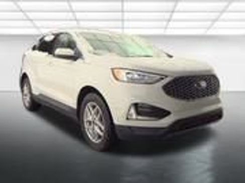 Used 2023 Ford Edge SEL w/ Convenience Package image 8