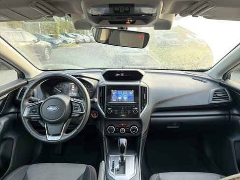 Used 2021 Subaru Crosstrek 2.0i Premium w/ Moonroof Package image 19