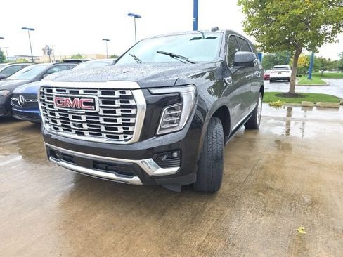 Used 2025 GMC Yukon Denali w/ Denali Reserve Package AWD/4WD image 1