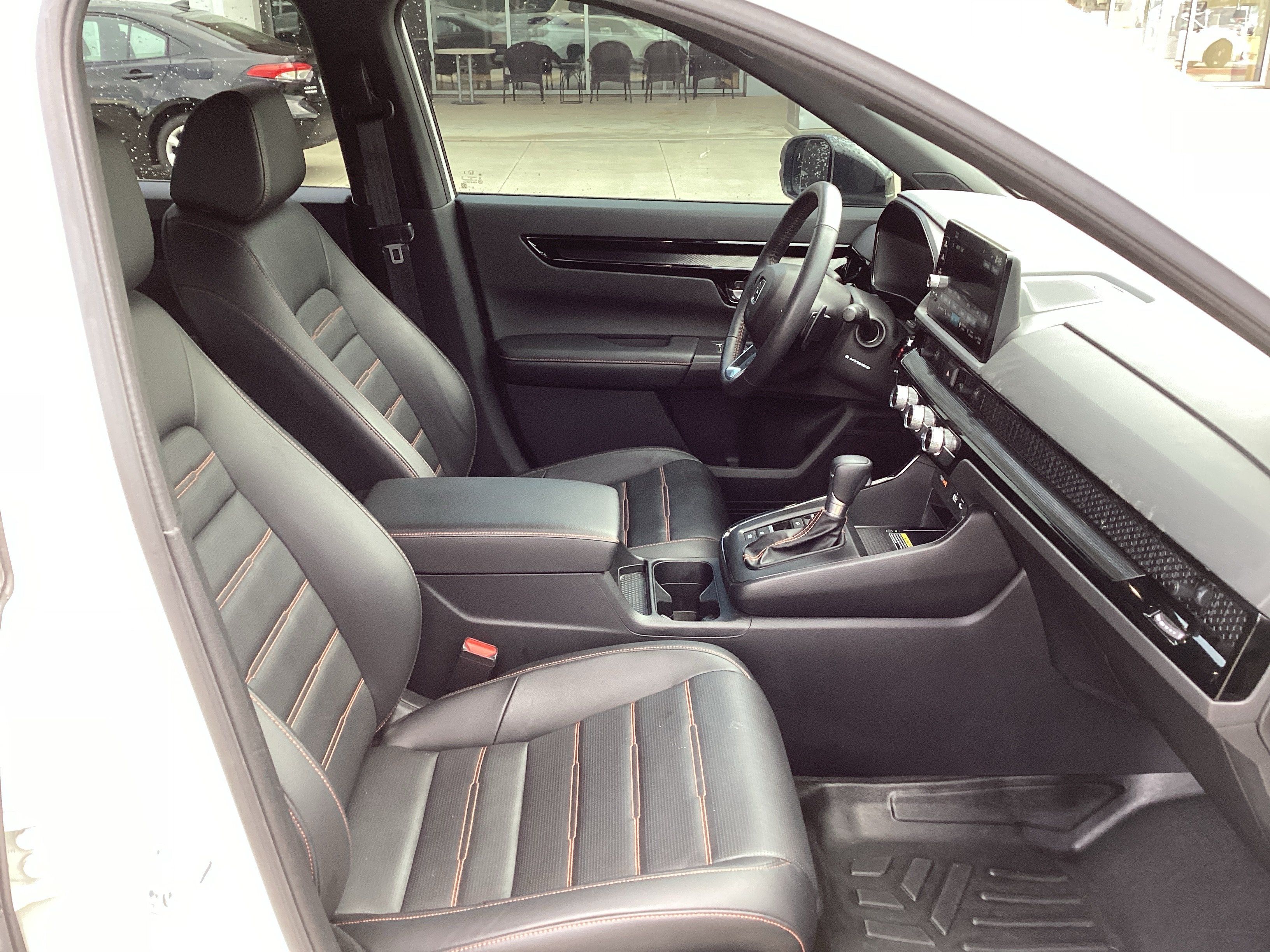 Used 2025 Honda CR-V Sport Touring image 10